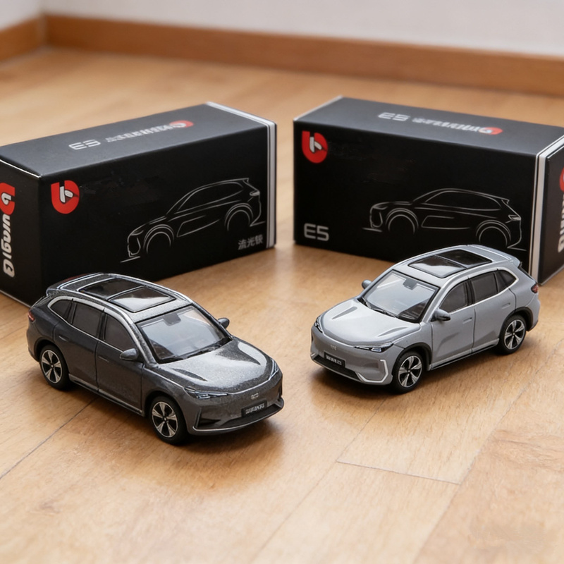 Renewable Energy Kids - Bburago 1:64 Geely E5 EX5 Legierung